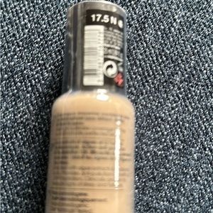 Sephora Foundation Brand new sealed.